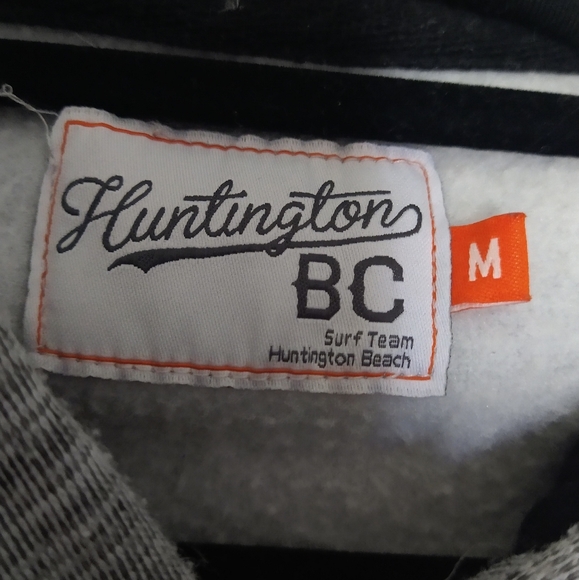 Men's heather grey hoodie with black trim by Huntington BC, size M. - Picture 4 of 6